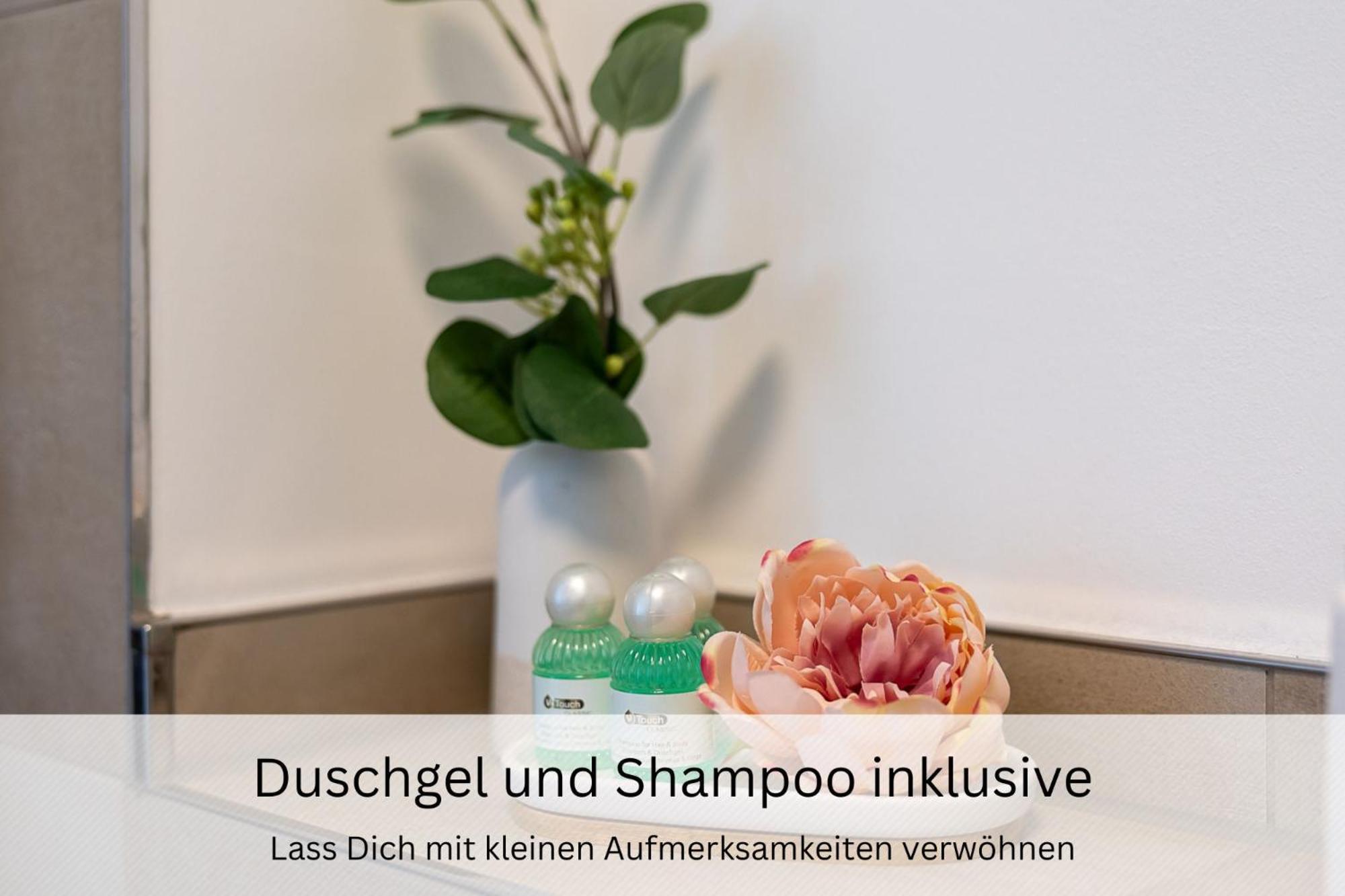 Urban Jungle Industrial Parkplatz Balkon Business Dreieich Exterior foto